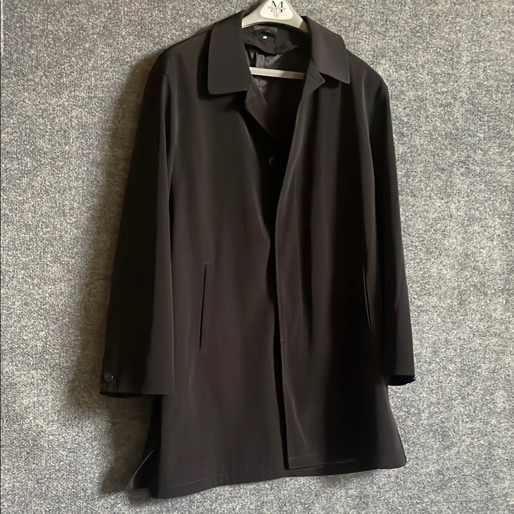 Calvin Lien Men’s 3/4 Length weather proof Trench coat /shell. 44R